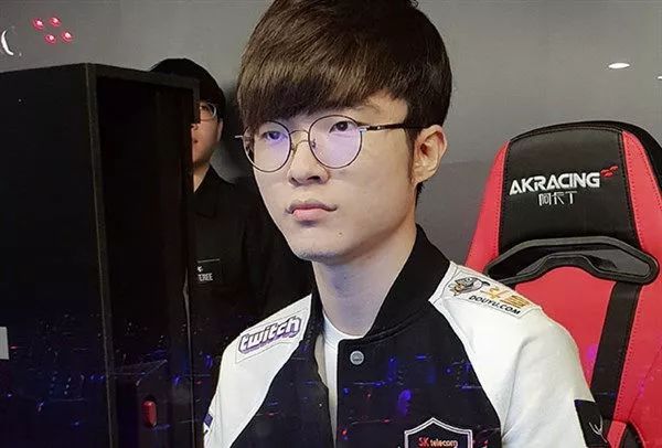 线上的绝对 线上的绝对