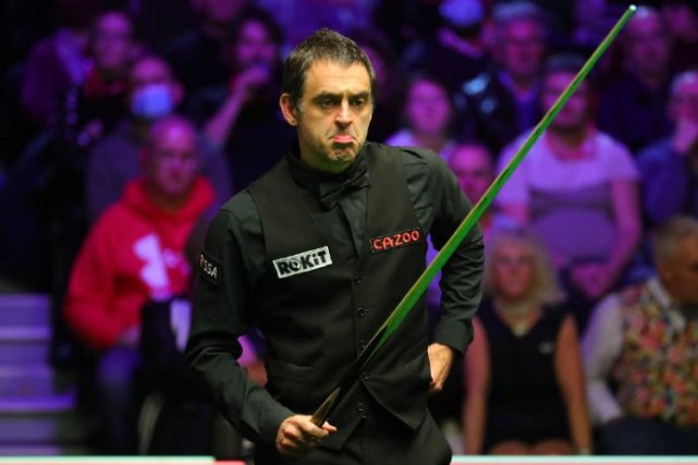 在禁区前沿 在禁区前沿